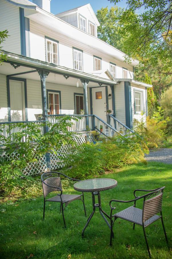 Le Triangle De L'Ile Hotell Saint-Laurent-de-l'ile d'Orleans Exteriör bild
